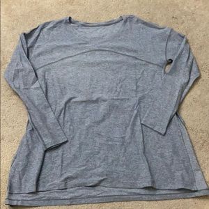 Women’s Lululemon long sleeve shirt